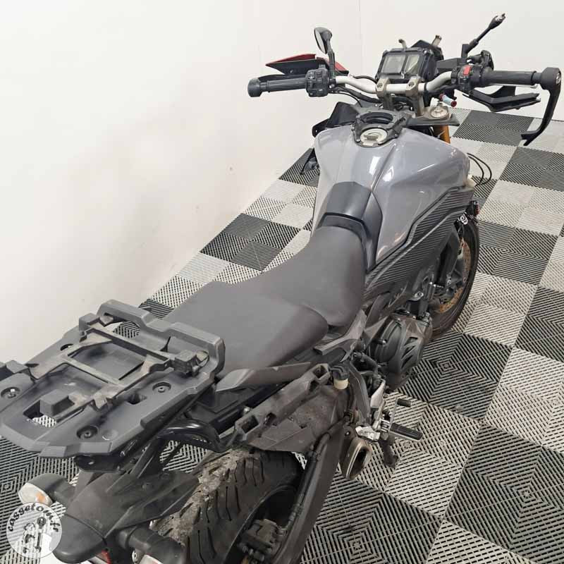 YAMAHA MT-09 847 2016 accidentée - La Casse de l Oncle Tom