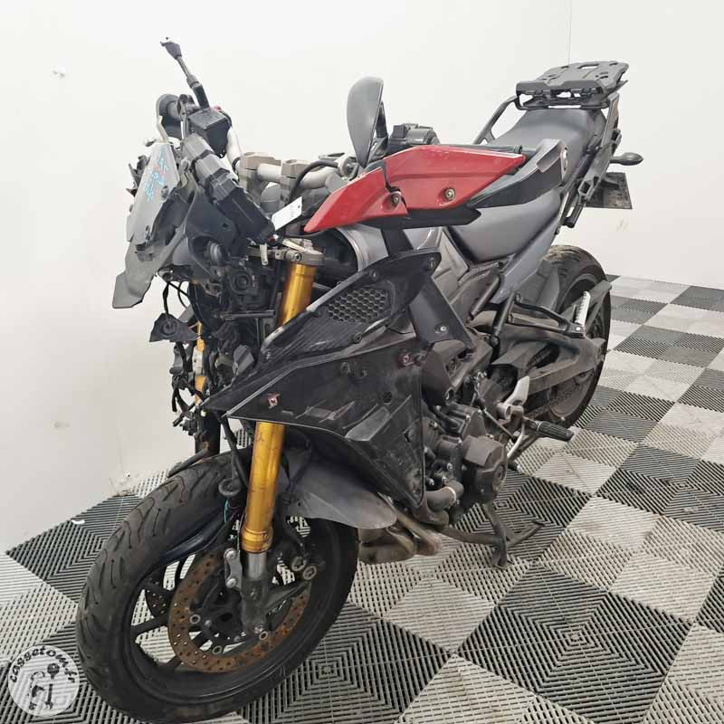 YAMAHA MT-09 847 2016 accidentée - La Casse de l Oncle Tom