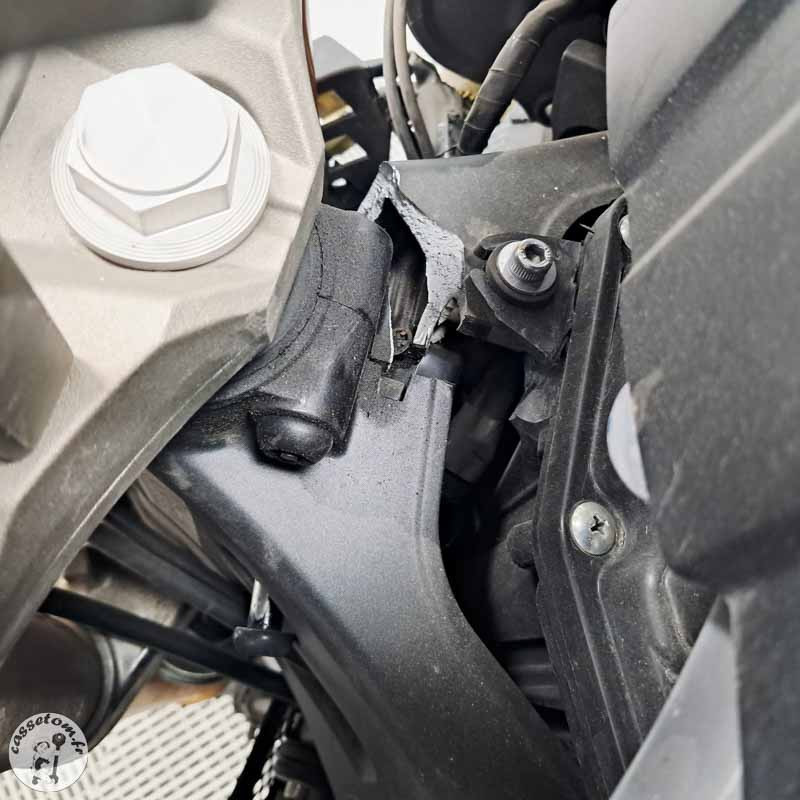 YAMAHA MT-09 847 2016 accidentée - La Casse de l Oncle Tom