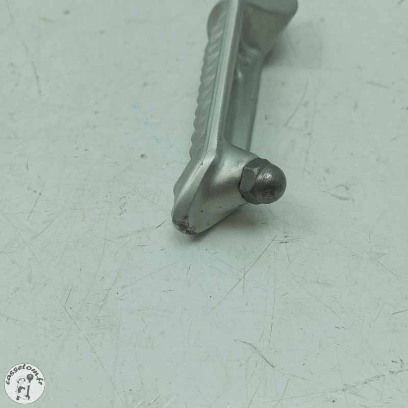 Cale pied avant gauche Triumph 1050 speed triple 2019 | CasseTom