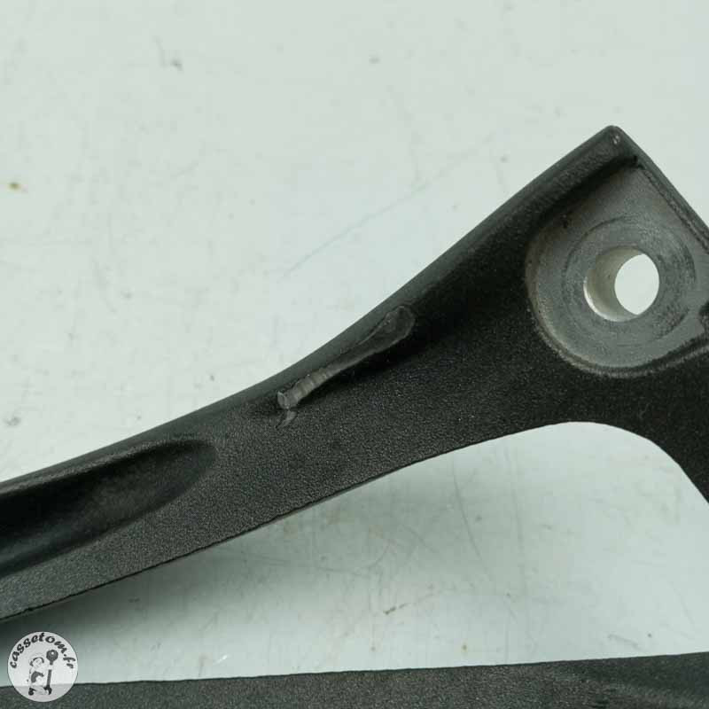 Platine arrière gauche  Triumph 1050 speed triple 2019 - Cassetom - Nos pieces motos