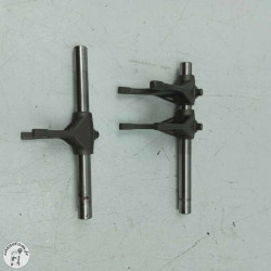 Fourchettes et axes de sélection de boite de vitesse  Kawasaki 1000 z 2011 - Cassetom - Nos pieces motos