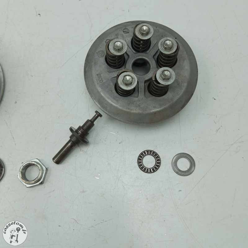 Noix d'embrayage + plateau d'embrayage Kawasaki 1000 | CasseTom