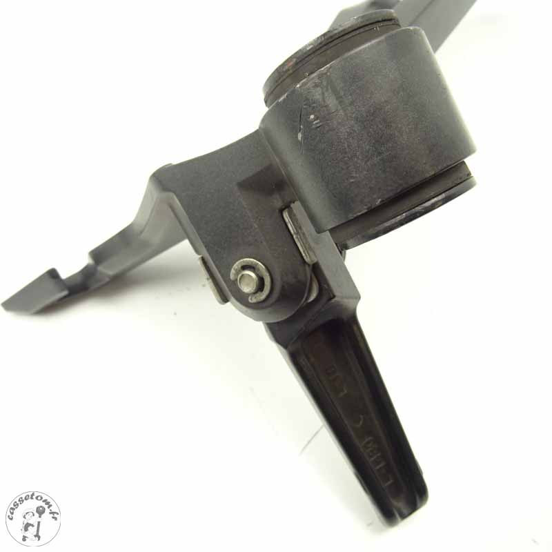 Platine arrière gauche + repose pied Kawasaki 1000 z | CasseTom