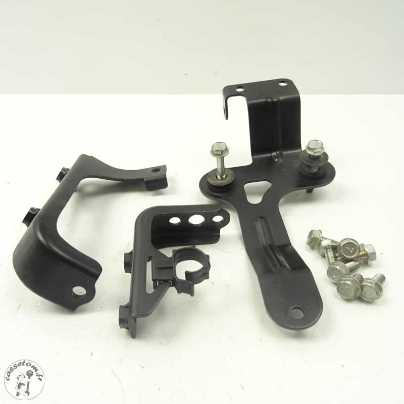 Pattes de fixation du régulateur Kawasaki 1000 z 2011 | CasseTom