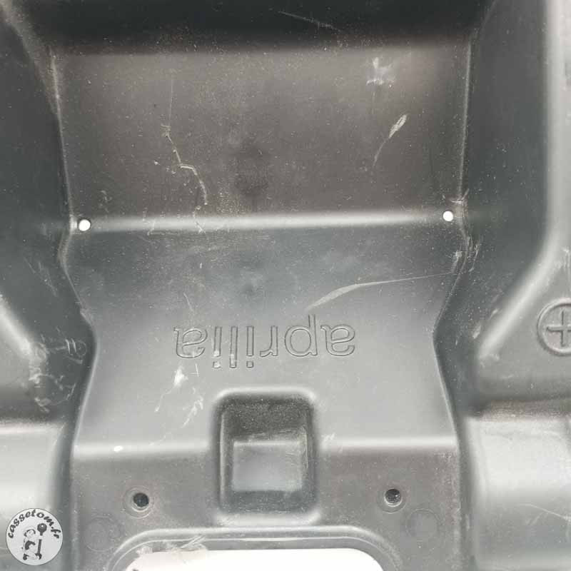 Cache batterie  Aprilia 660 RS 2024 - Cassetom - Nos pieces motos