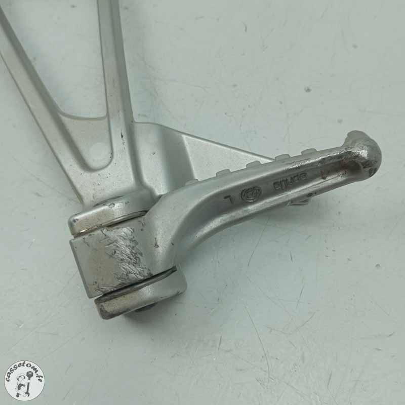 Platine arrière avec repose pied gauche  Aprilia 660 RS 2024 - Cassetom - Nos pieces motos