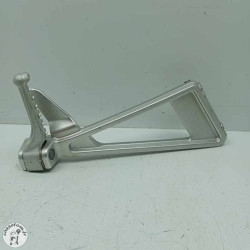Platine arrière avec repose pied droit  Aprilia 660 RS 2024 - Cassetom - Nos pieces motos