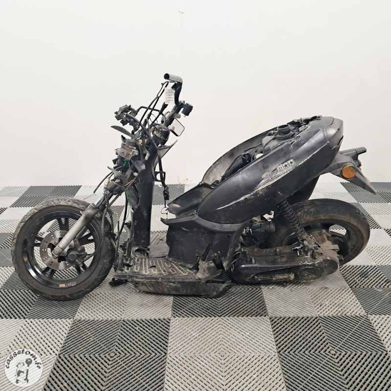 PEUGEOT Kisbee 50 2019 Scooter accidenté Occasion | CasseTom