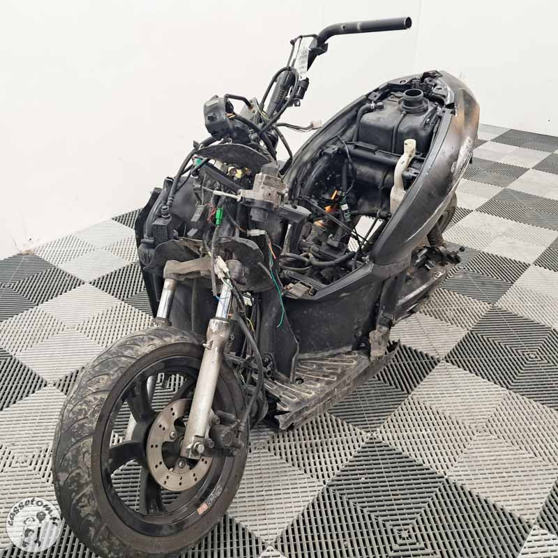 PEUGEOT Kisbee 50 2019 Scooter accidenté Occasion | CasseTom