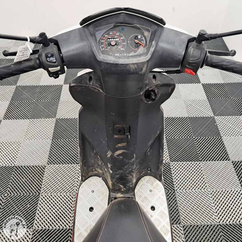 PEUGEOT Kisbee 50 2023 Scooter accidenté Occasion | CasseTom