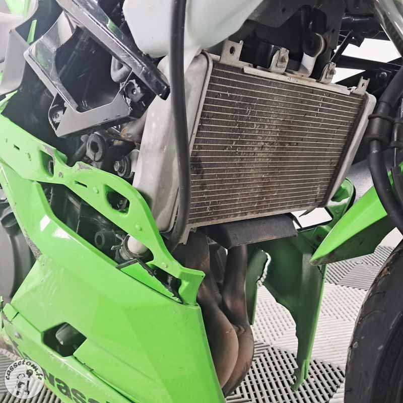 KAWASAKI Ninja 400 2023 Moto accidentée Occasion | CasseTom