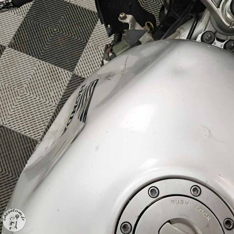 HONDA VFR800FI 782 2000 accidentée - La Casse de l Oncle Tom