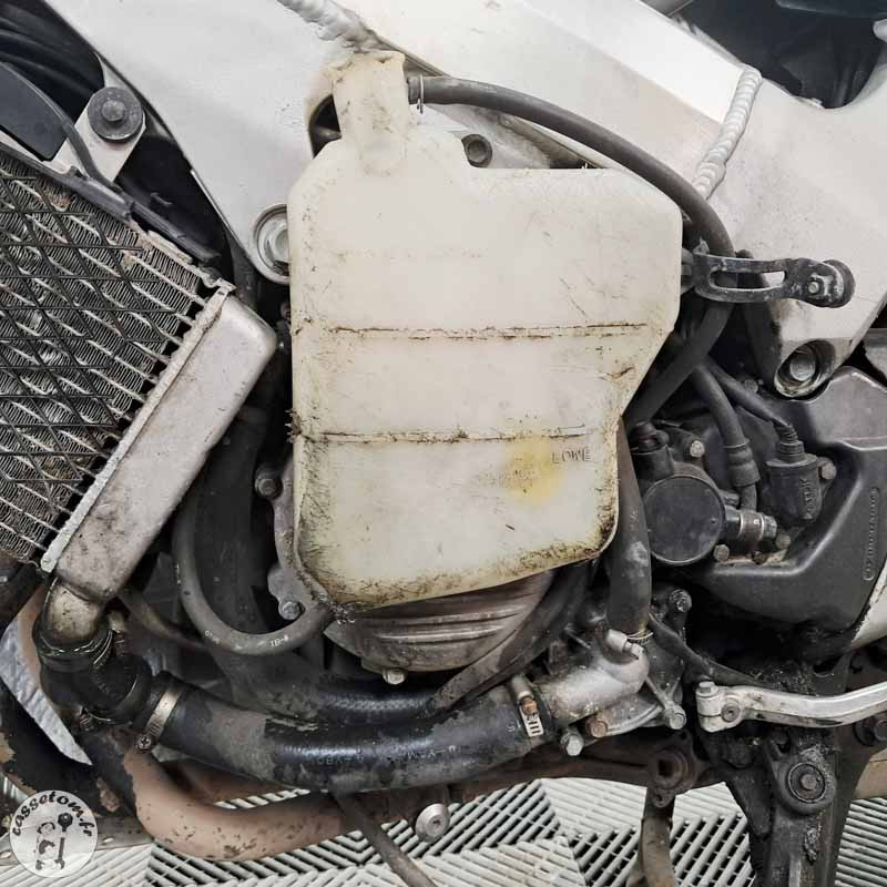 HONDA VFR800FI 782 2000 accidentée - La Casse de l Oncle Tom