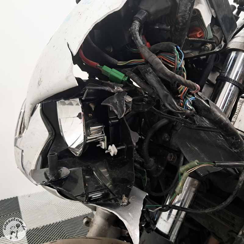 HONDA VFR800FI 782 2000 accidentée - La Casse de l Oncle Tom