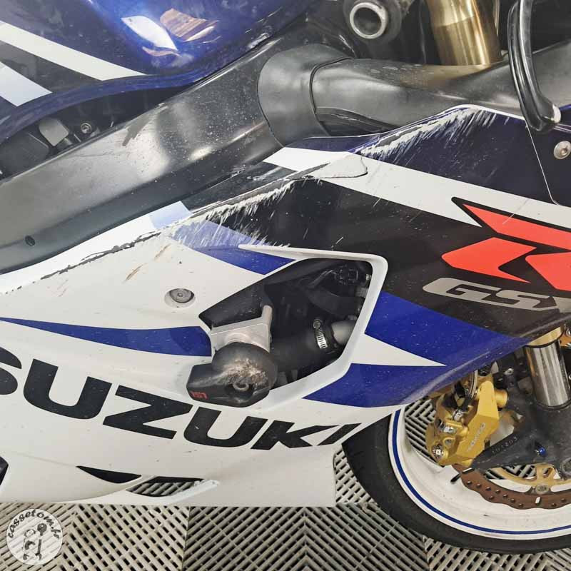 SUZUKI GSX-R750 749 2004 accidentée - La Casse de l Oncle Tom