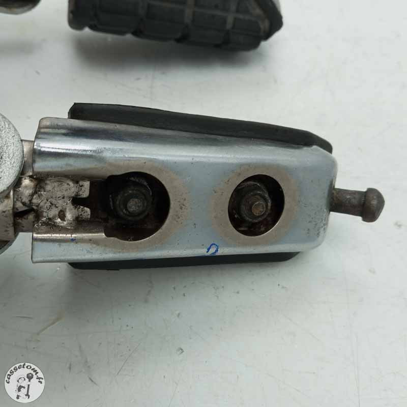 Reposes pieds avec platines avant  Yamaha 1200 fj 1991 - Cassetom - Nos pieces motos