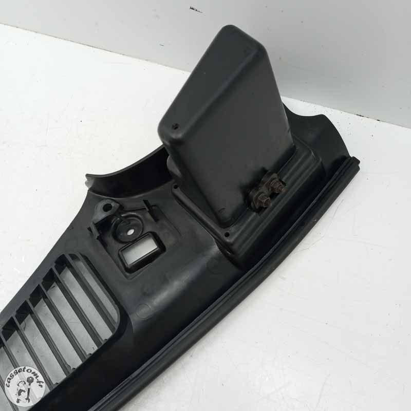 Carénage intérieur tête de fourche gauche Yamaha 1200 fj 1991 - Cassetom - Nos pieces motos