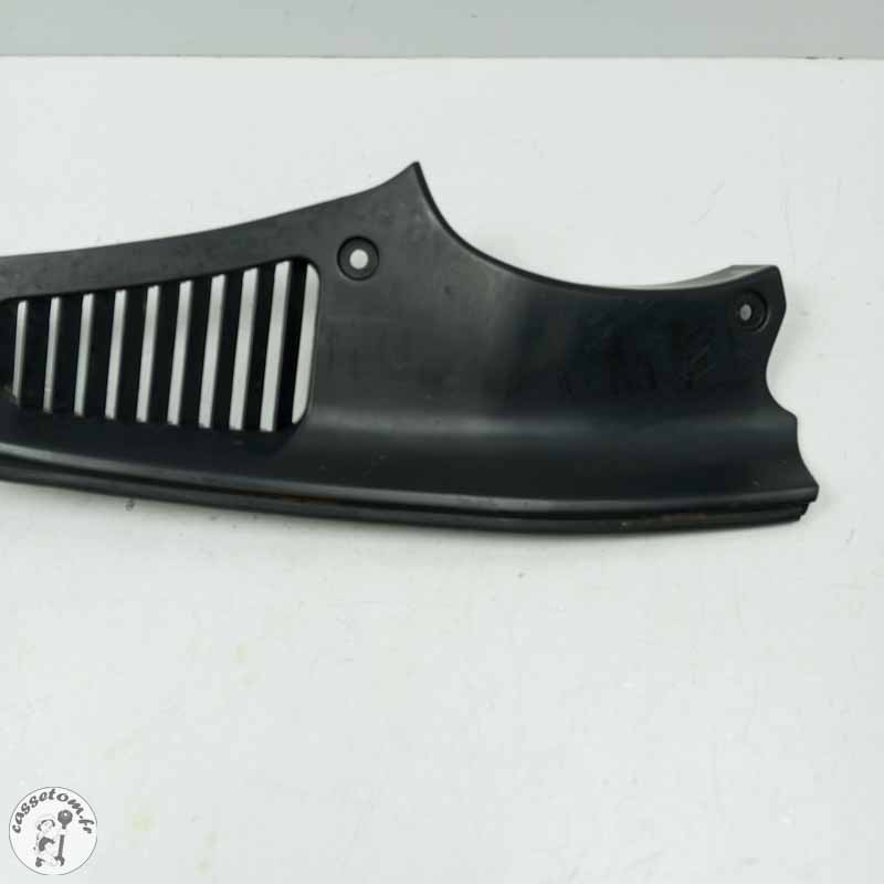 Carénage intérieur tête de fourche droit  Yamaha 1200 fj 1991 - Cassetom - Nos pieces motos