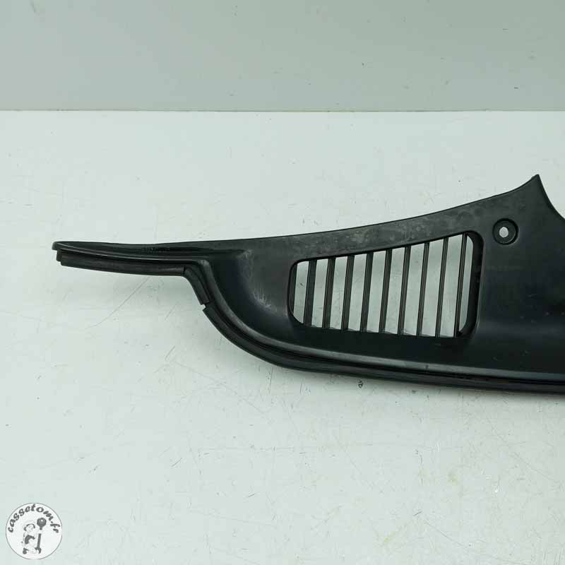 Carénage intérieur tête de fourche droit  Yamaha 1200 fj 1991 - Cassetom - Nos pieces motos