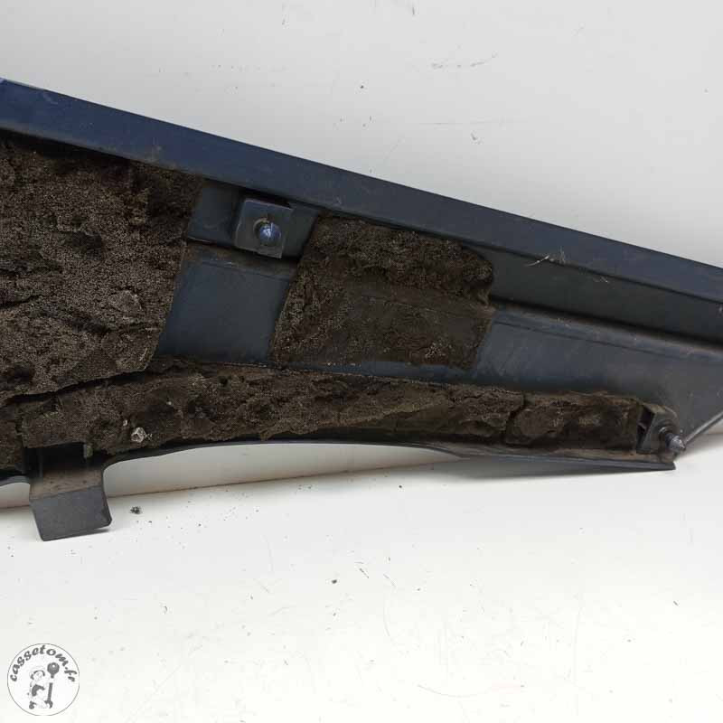 Carénage sous selle droit  Yamaha 1200 fj 1991 - Cassetom - Nos pieces motos