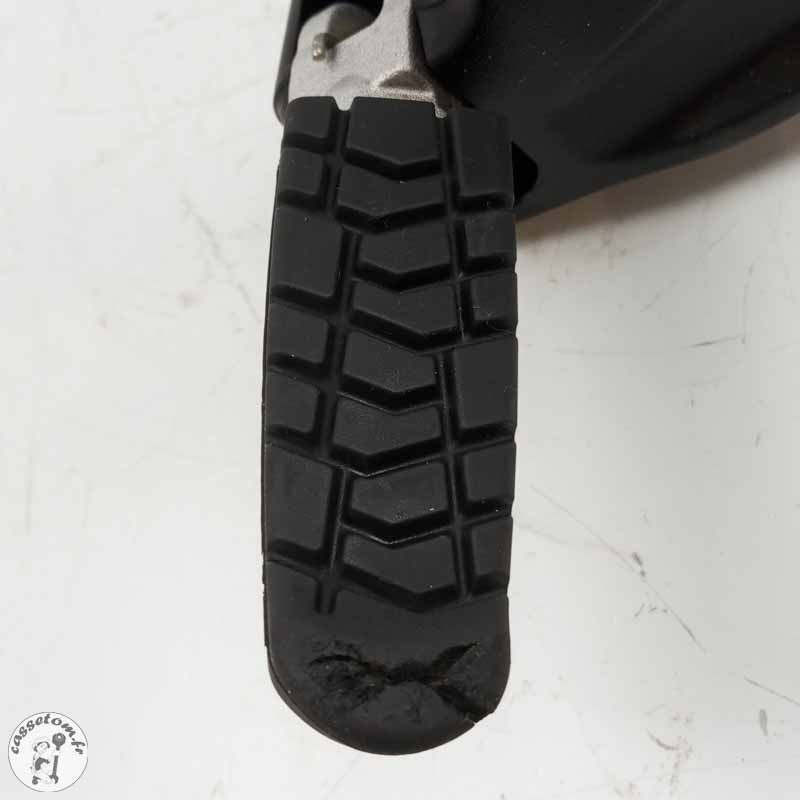 Platine + repose pied avant droite  Ktm 890 duke 2021 - Cassetom - Nos pieces motos