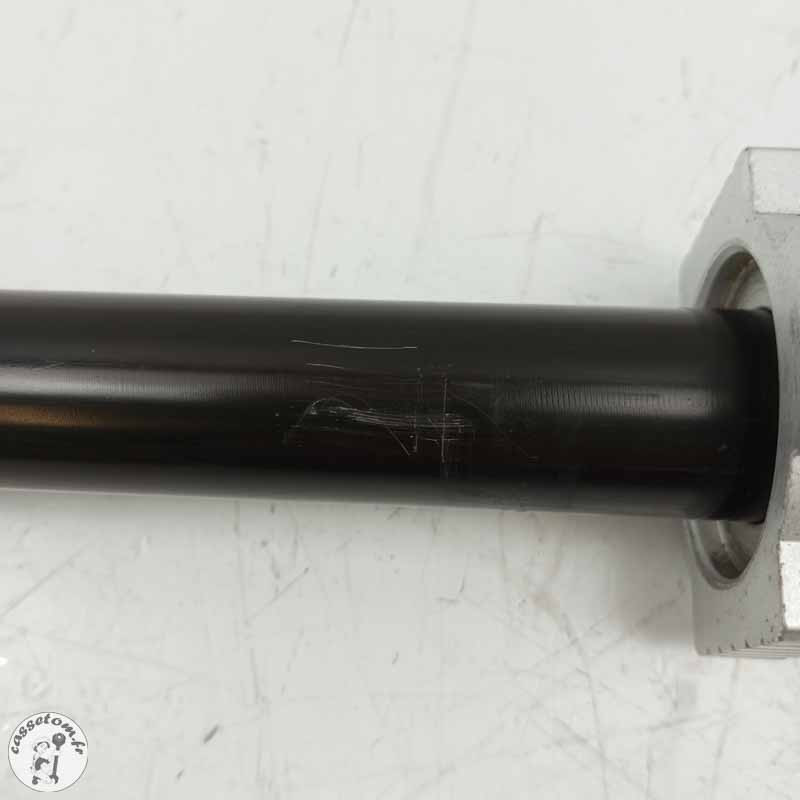 Axe de roue arrière  Ktm 890 duke 2021 - Cassetom - Nos pieces motos