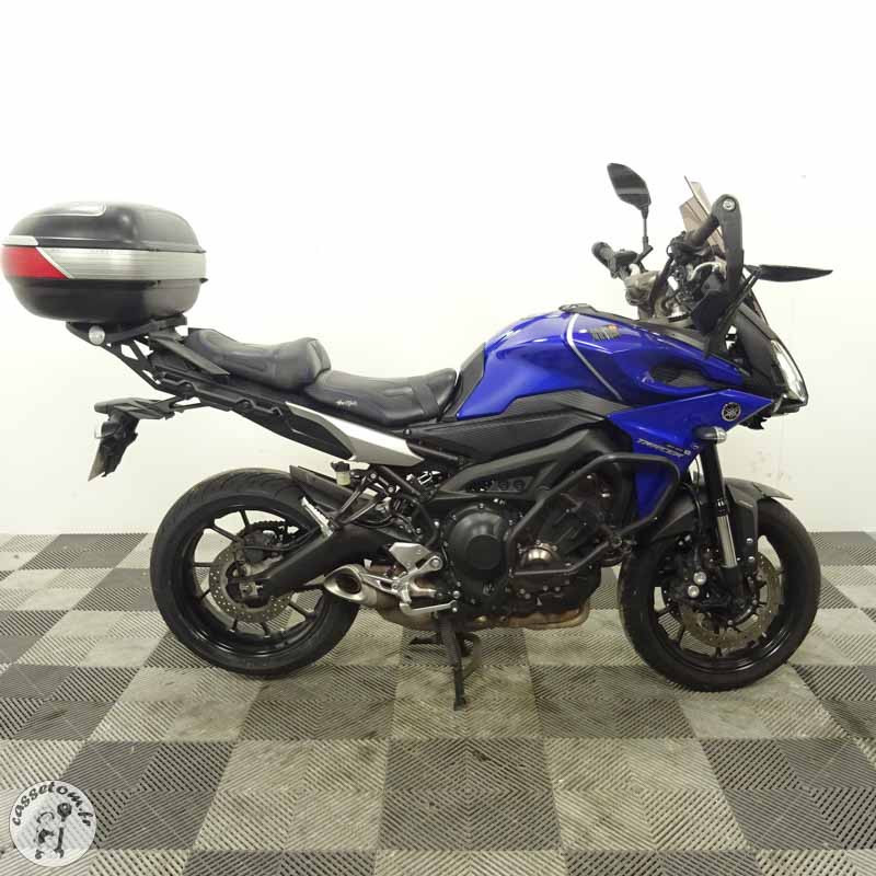 YAMAHA MT-09 TRA 847 2017 accidentée - La Casse de l Oncle Tom