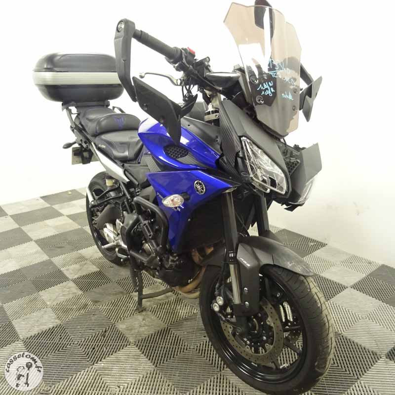 YAMAHA MT-09 TRA 847 2017 accidentée - La Casse de l Oncle Tom