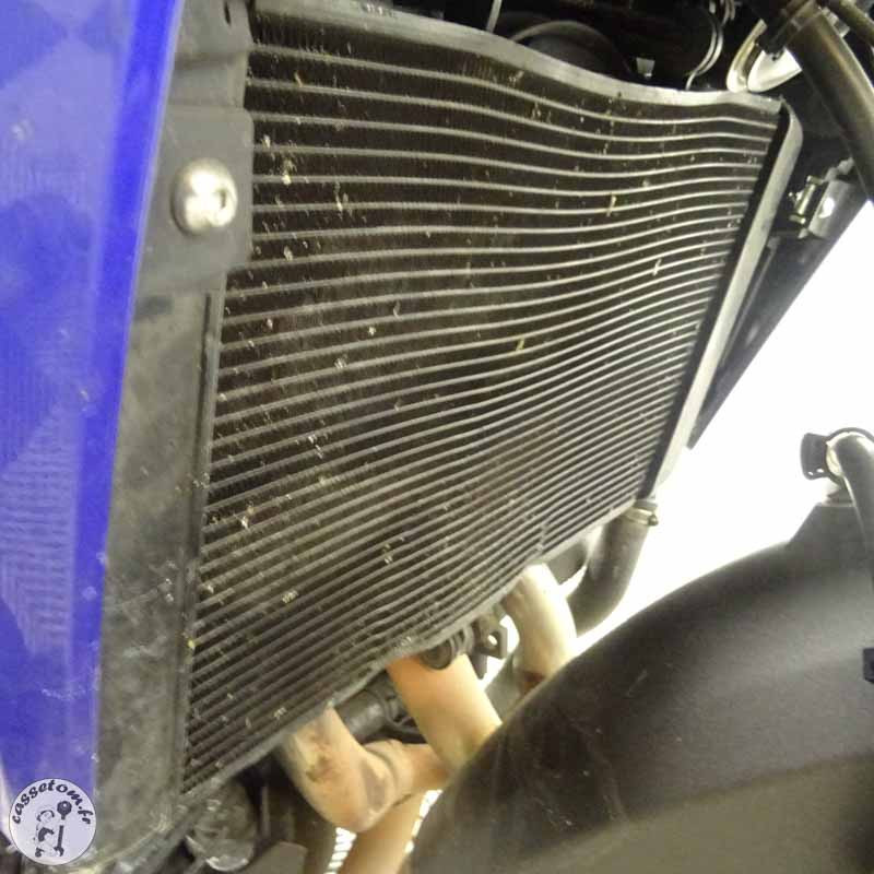YAMAHA MT-09 TRA 847 2017 accidentée - La Casse de l Oncle Tom