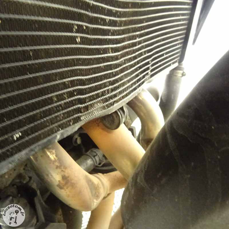 YAMAHA MT-09 TRA 847 2017 accidentée - La Casse de l Oncle Tom