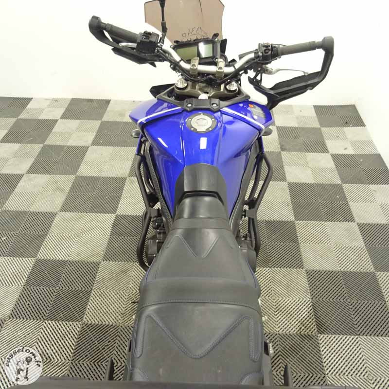 YAMAHA MT-09 TRA 847 2017 accidentée - La Casse de l Oncle Tom