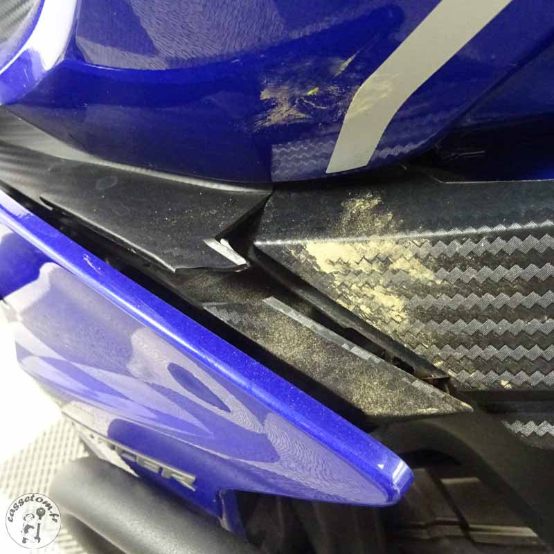 YAMAHA MT-09 TRA 847 2017 accidentée - La Casse de l Oncle Tom