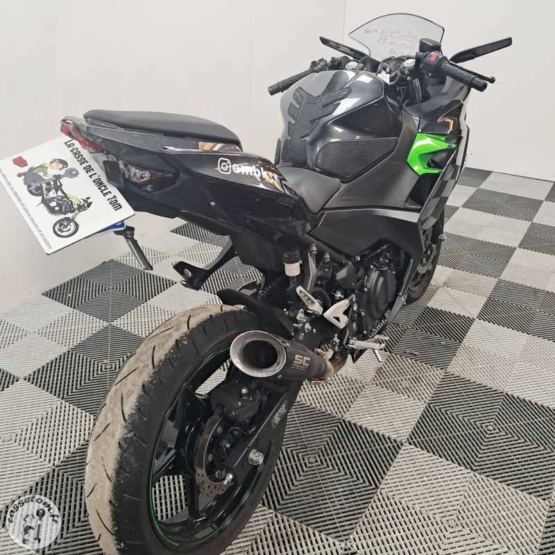 KAWASAKI NINJA400 399 2024 accidentée - La Casse de l Oncle Tom