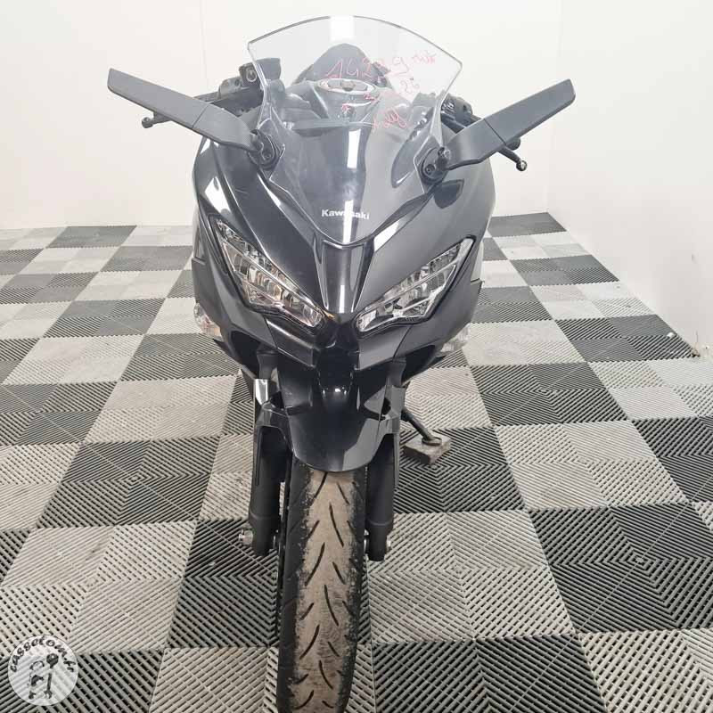 KAWASAKI NINJA400 399 2024 accidentée - La Casse de l Oncle Tom