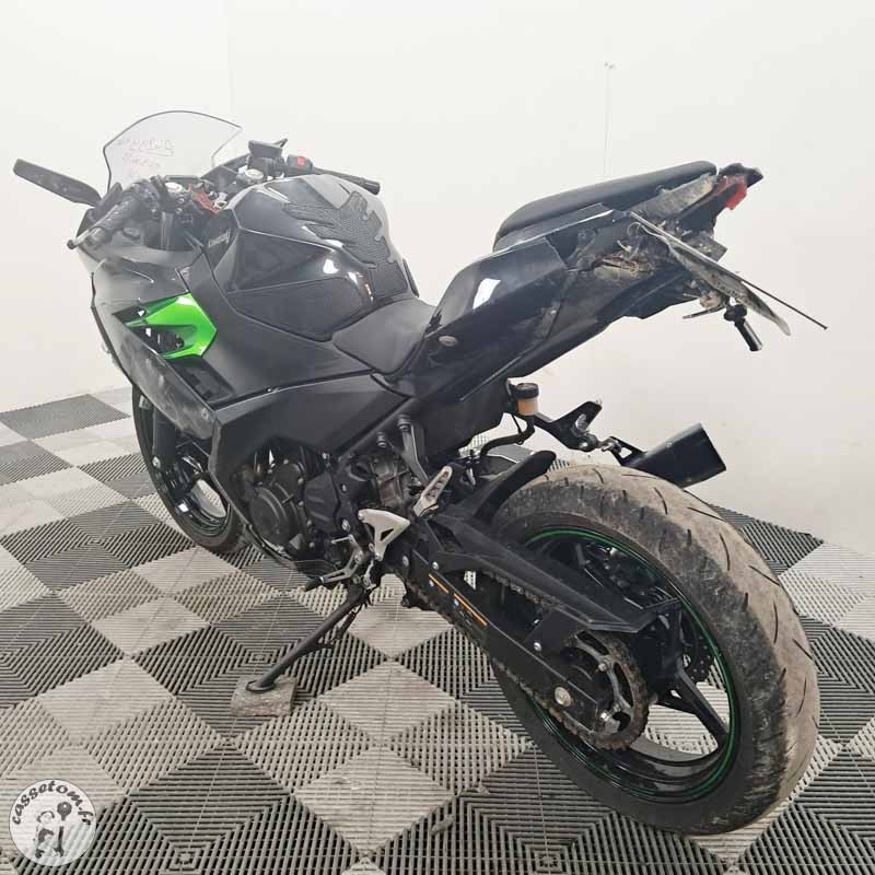 KAWASAKI NINJA400 399 2024 accidentée - La Casse de l Oncle Tom