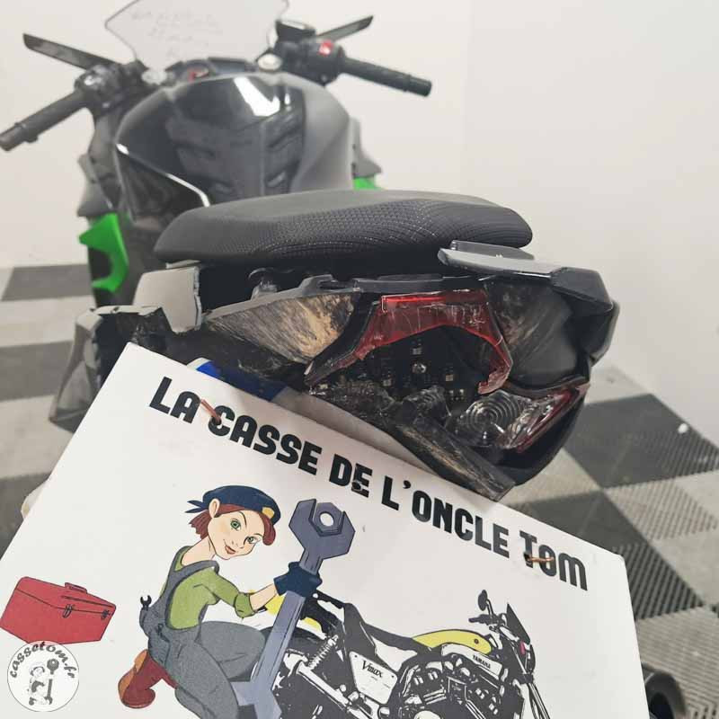 KAWASAKI NINJA400 399 2024 accidentée - La Casse de l Oncle Tom