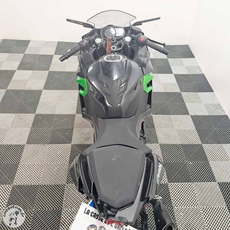 KAWASAKI NINJA400 399 2024 accidentée - La Casse de l Oncle Tom