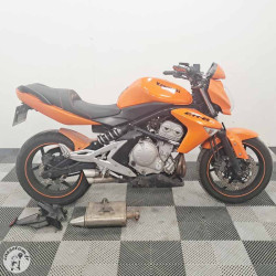 KAWASAKI ER-6N 649 2007 accidentée - La Casse de l Oncle Tom