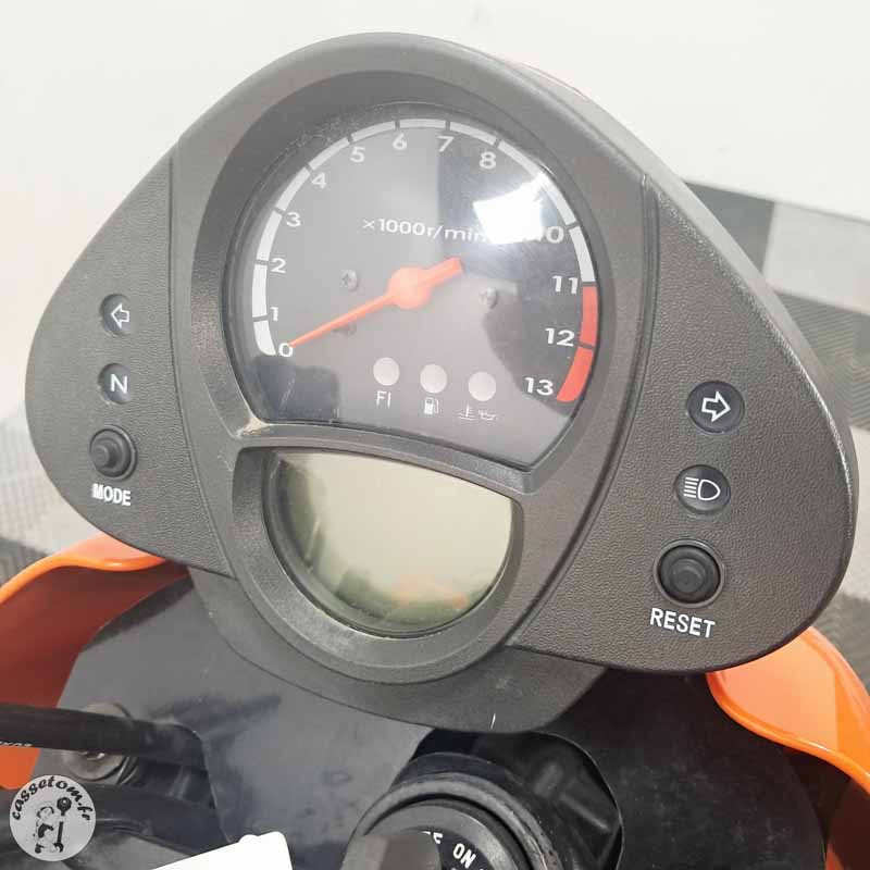 KAWASAKI ER-6N 649 2007 accidentée - La Casse de l Oncle Tom