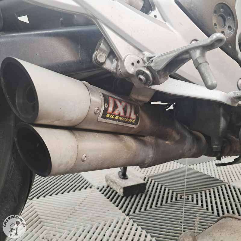 KAWASAKI ER-6N 649 2007 accidentée - La Casse de l Oncle Tom