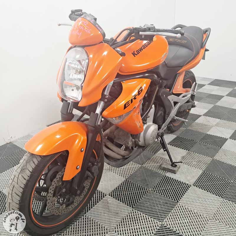 KAWASAKI ER-6N 649 2007 accidentée - La Casse de l Oncle Tom