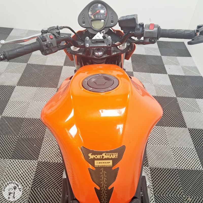 KAWASAKI ER-6N 649 2007 accidentée - La Casse de l Oncle Tom