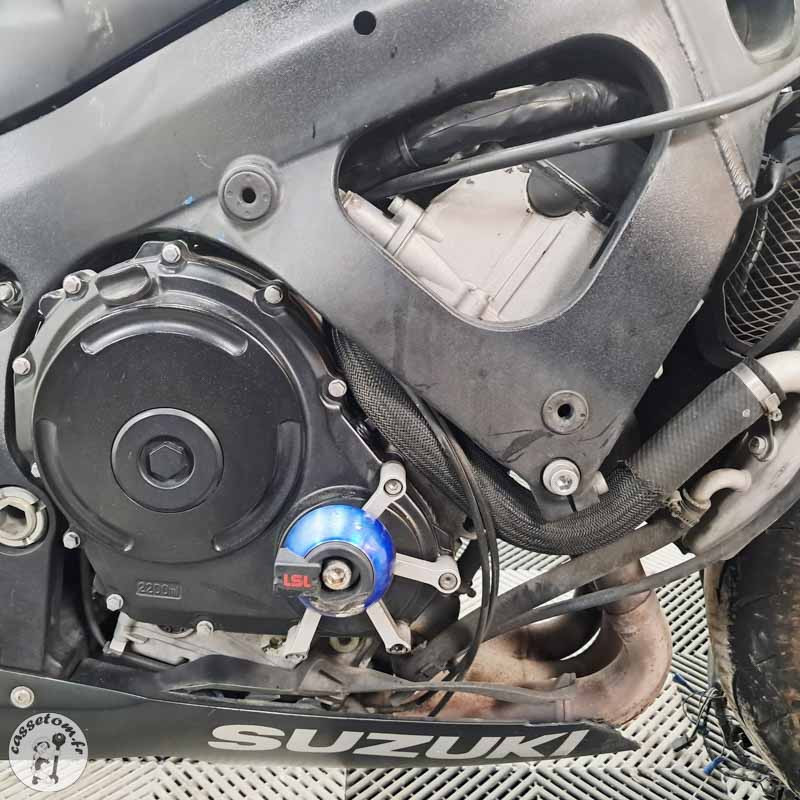 SUZUKI GSX-R600 599 2007 accidentée - La Casse de l Oncle Tom
