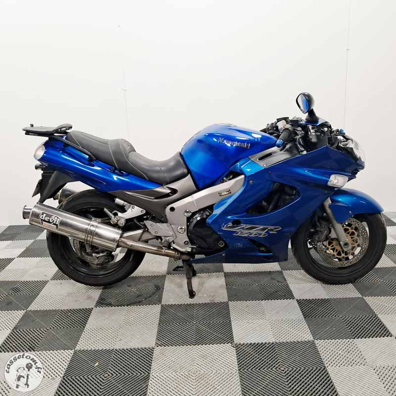 KAWASAKI ZZR1200 1165 2002 accidentée - La Casse de l Oncle Tom
