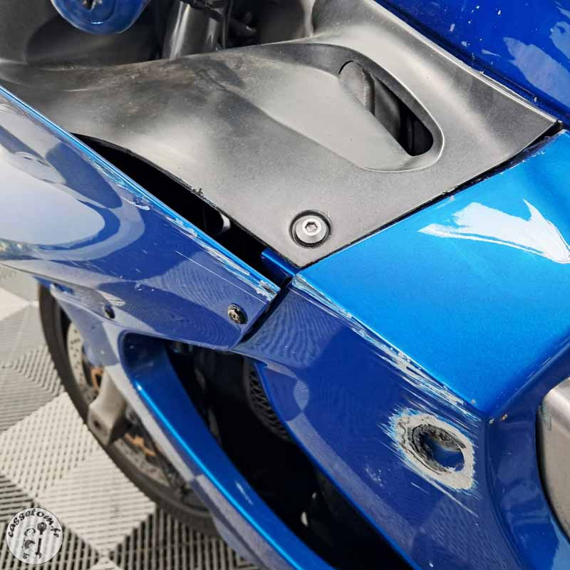 KAWASAKI ZZR1200 1165 2002 accidentée - La Casse de l Oncle Tom