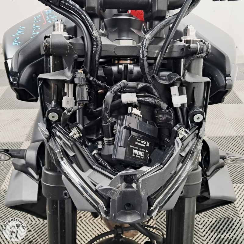 Yamaha MT-09 900 Accidentée RSV/VEI 2024 | CasseTom