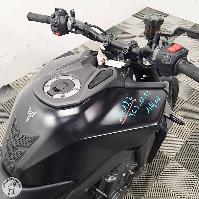 Yamaha MT-09 900 Accidentée RSV/VEI 2024 | CasseTom