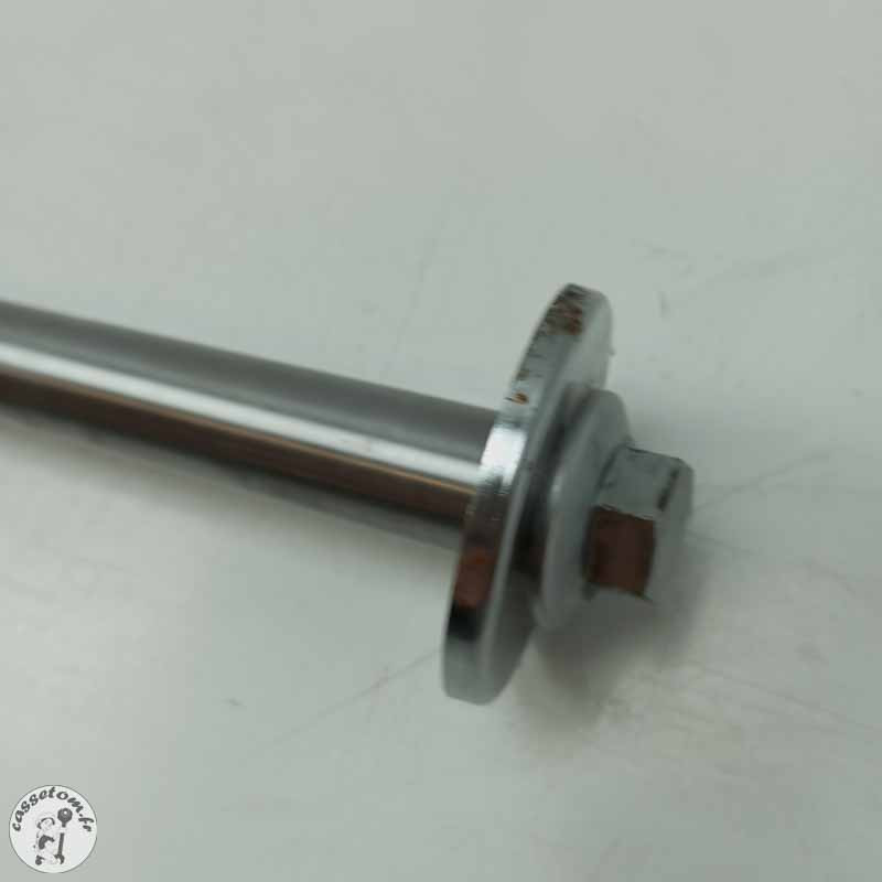 Axe de roue arrière  Kawasaki  1600 VN 2007 - Cassetom - Nos pieces motos