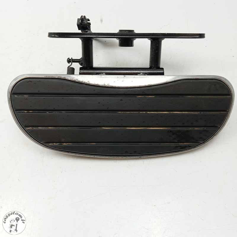 Repose pied avant droit  Kawasaki  1600 VN 2007 - Cassetom - Nos pieces motos